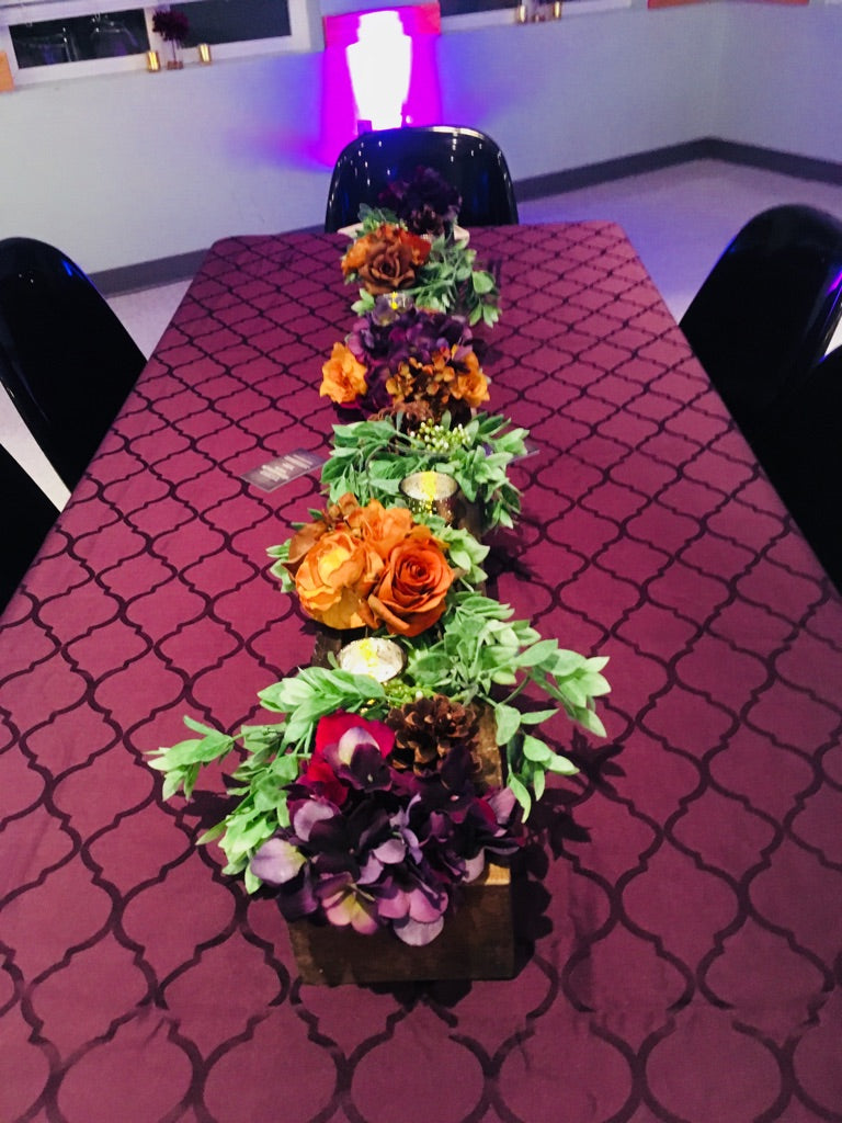 Event Decor Rentals -4' pine centrepiece Box